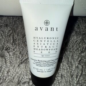 Avant Hyaluronic Centella Cica Moisturizer